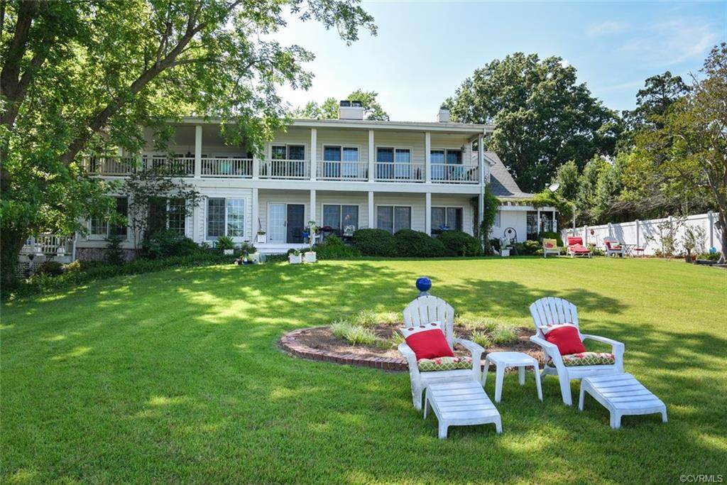 141 Kent Street - Photo 1