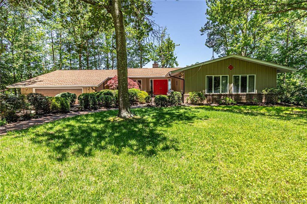 796 Pine Crest Drive - Photo 1