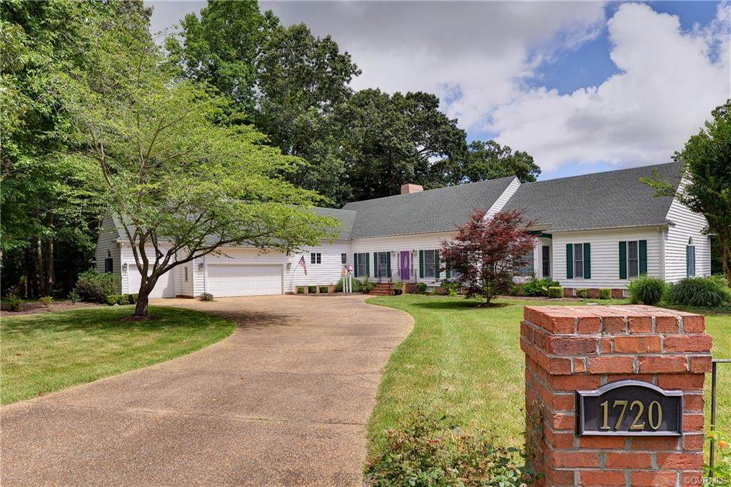 1720 Waverly Lane - Photo 1