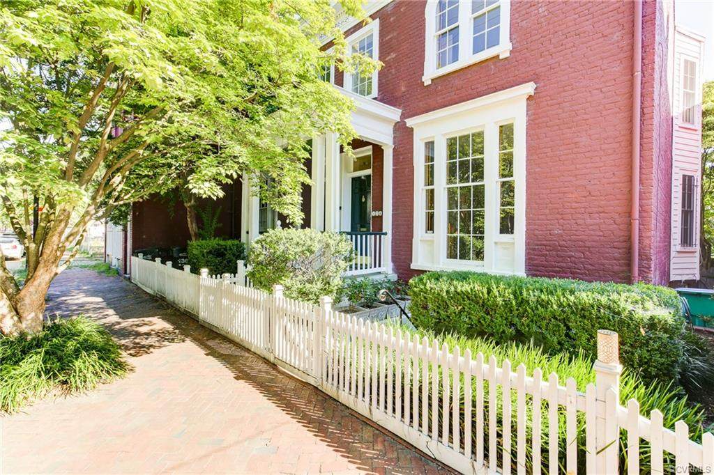 136 Clay Street - Photo 1