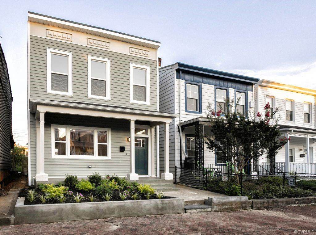 413 33rd Street - Photo 1
