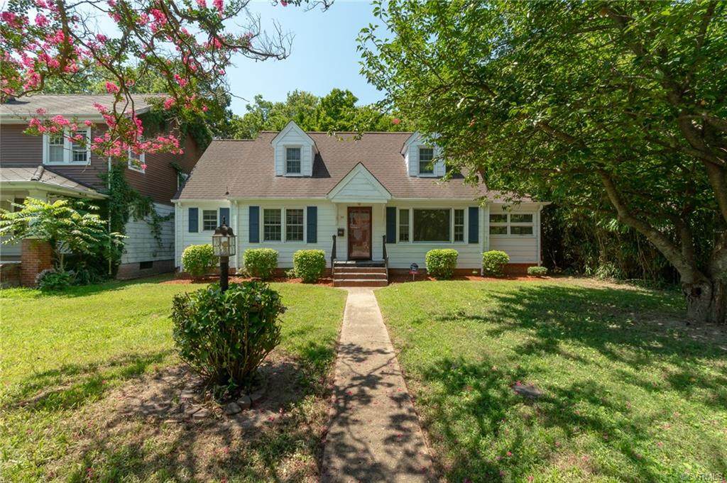 55 Pear Avenue - Photo 1