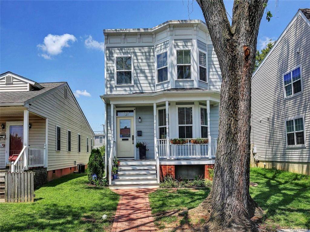 1202 27th Street - Photo 1