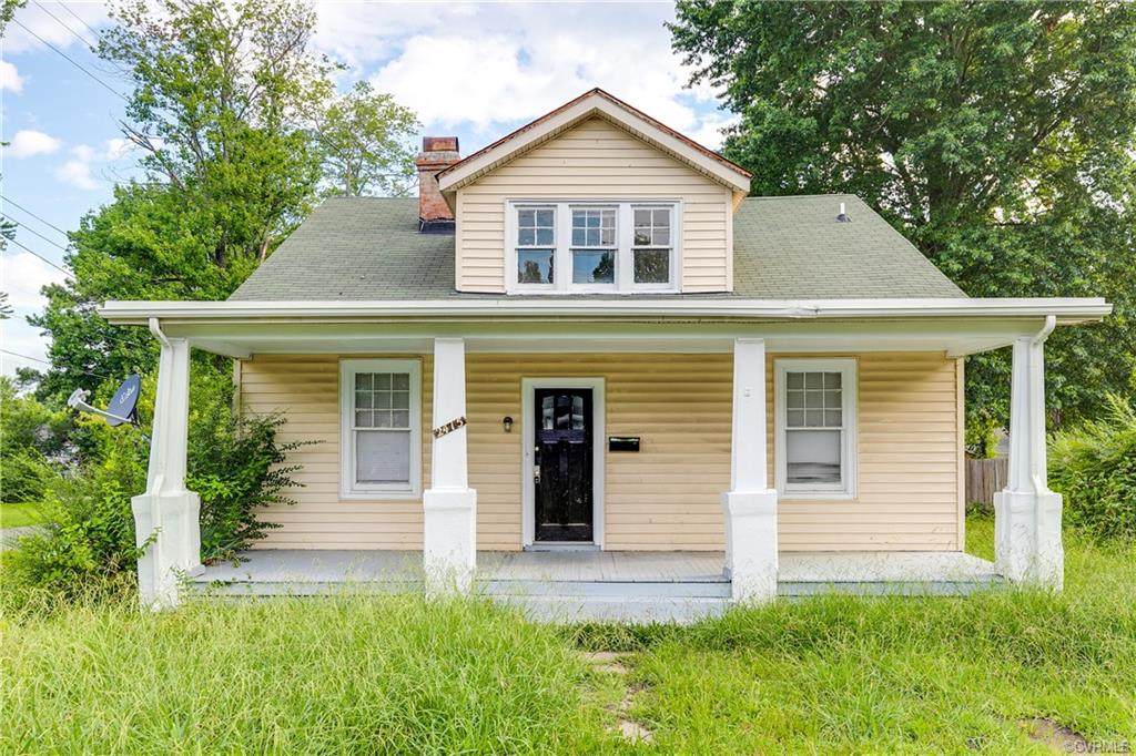 2415 Lancelot Avenue - Photo 1
