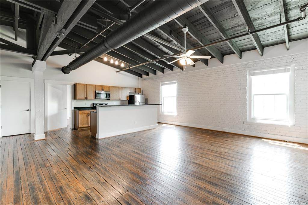 407 Cherry Street - Photo 1
