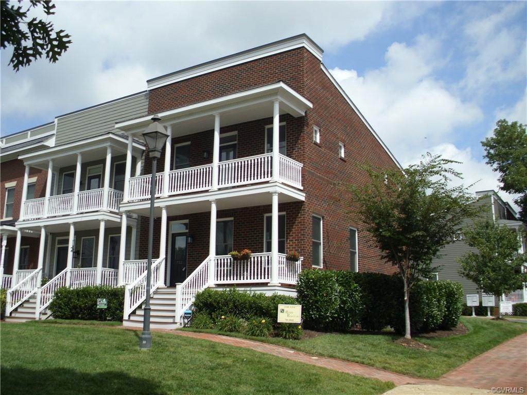 712 Laurel Street - Photo 1