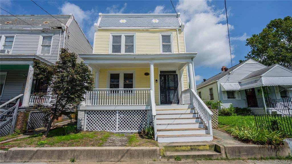 1216 35th Street - Photo 1