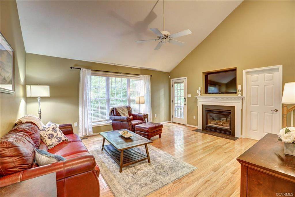 3005 Oakley Pointe Terrace - Photo 1