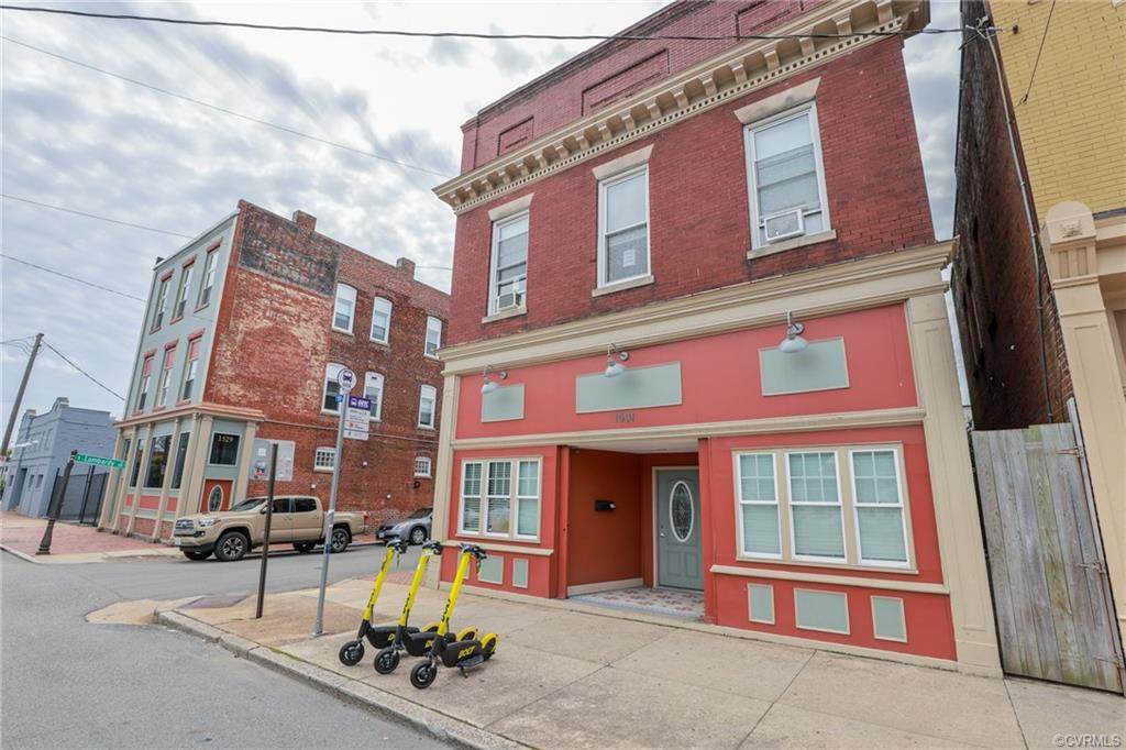1601 Cary Street - Photo 1