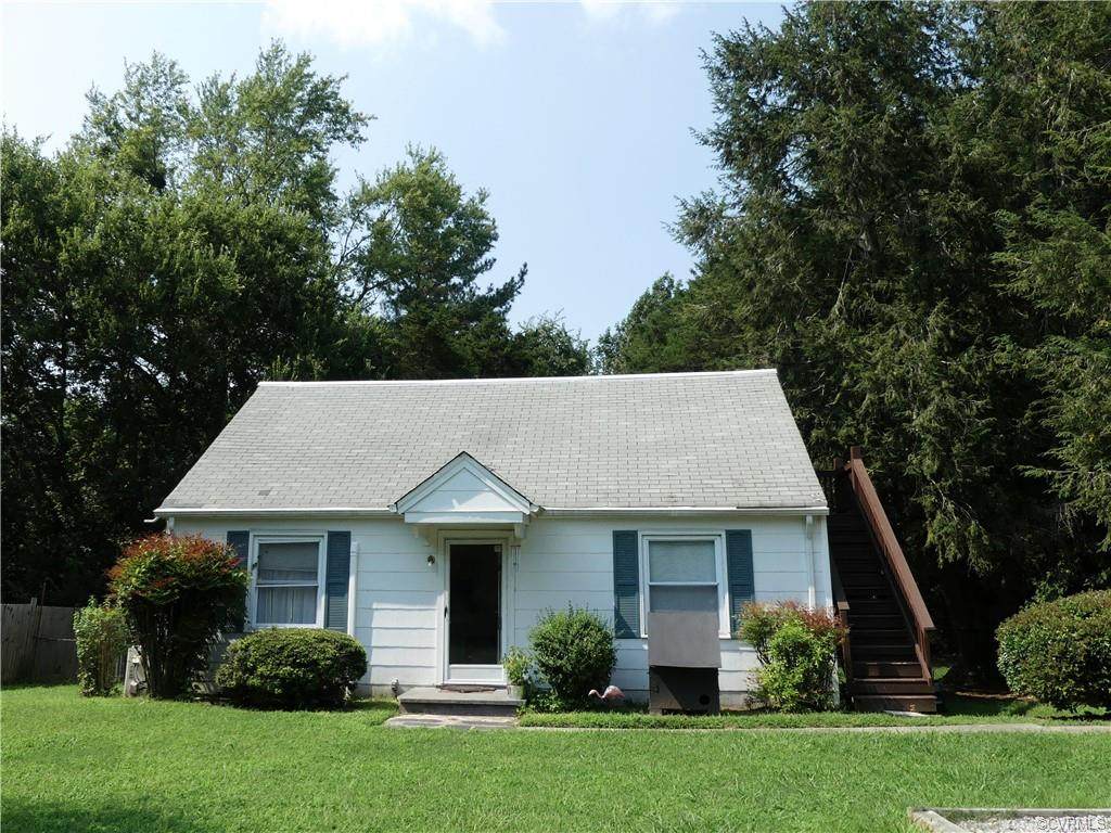 204 Fairgrounds Road - Photo 1