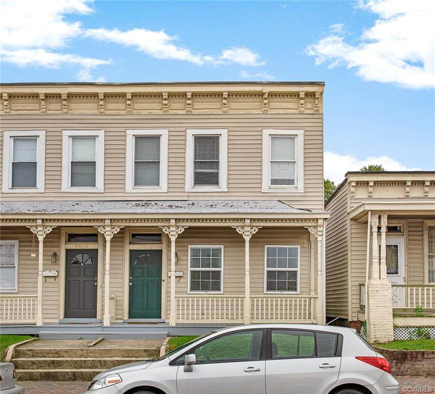 1617 Cary Street - Photo 1