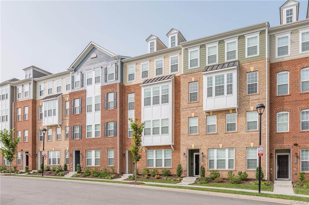 4246 Broad Hill Drive - Photo 1