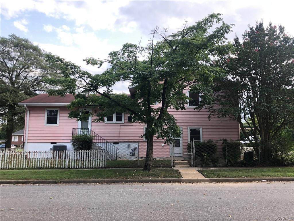 1514 26th St - Photo 1