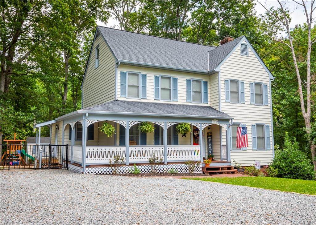 10197 Suzanne Drive - Photo 1