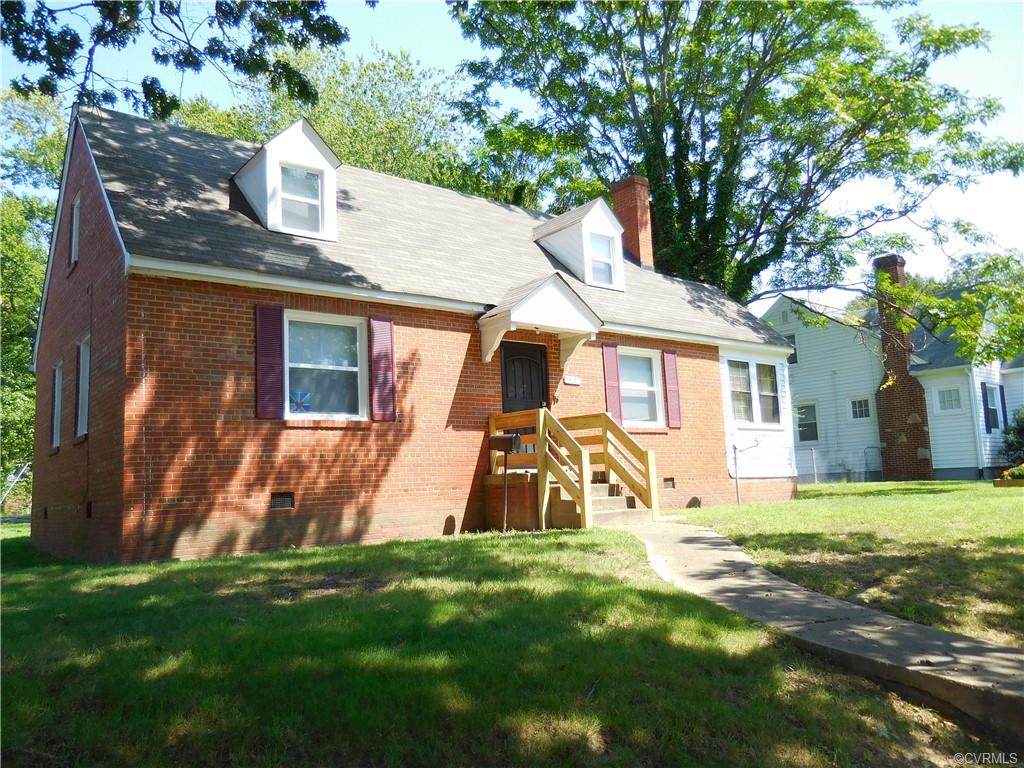 813 Belt Boulevard - Photo 1
