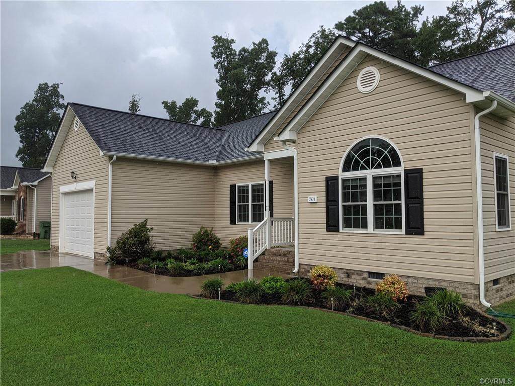 701 Yellowstone Drive - Photo 1