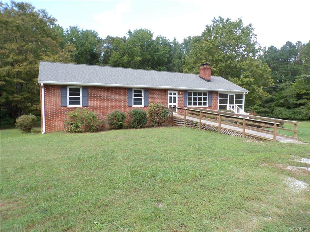 3690 Old Buckingham Road - Photo 1