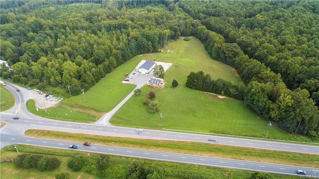 3902 Richmond Tappahannock Highway - Photo 1