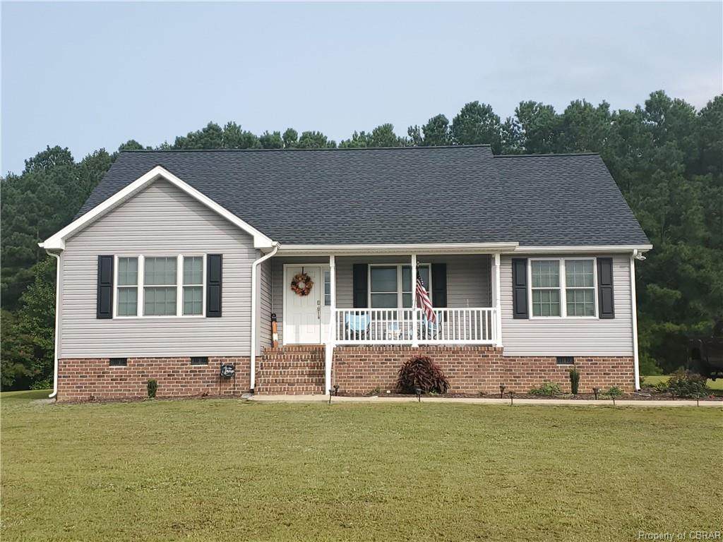 102 Lynns Lane - Photo 1