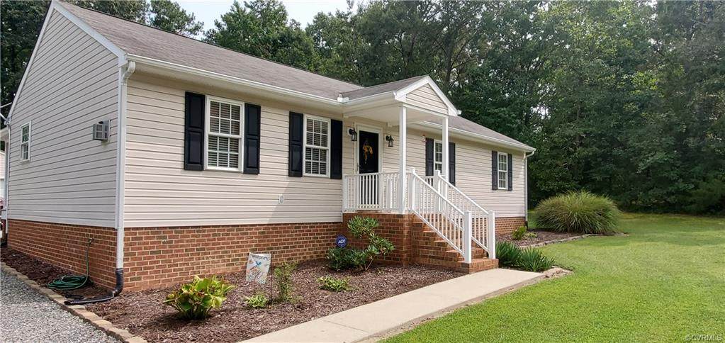 35 La Mae Circle - Photo 1