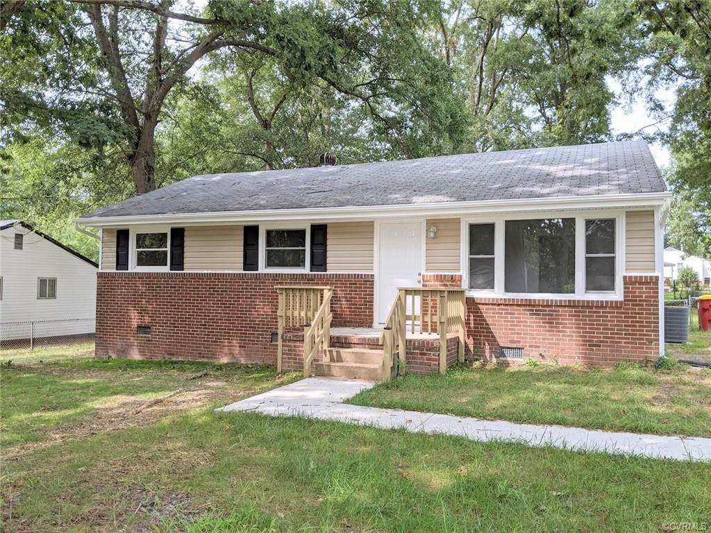 125 Deerfield Drive - Photo 1