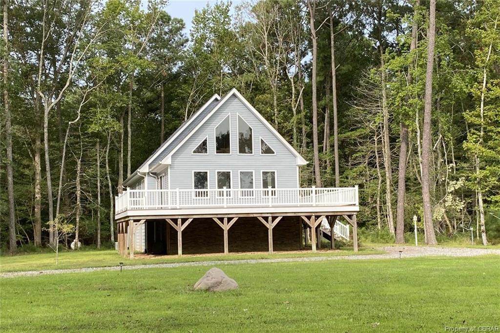 900 Clark Point Drive - Photo 1