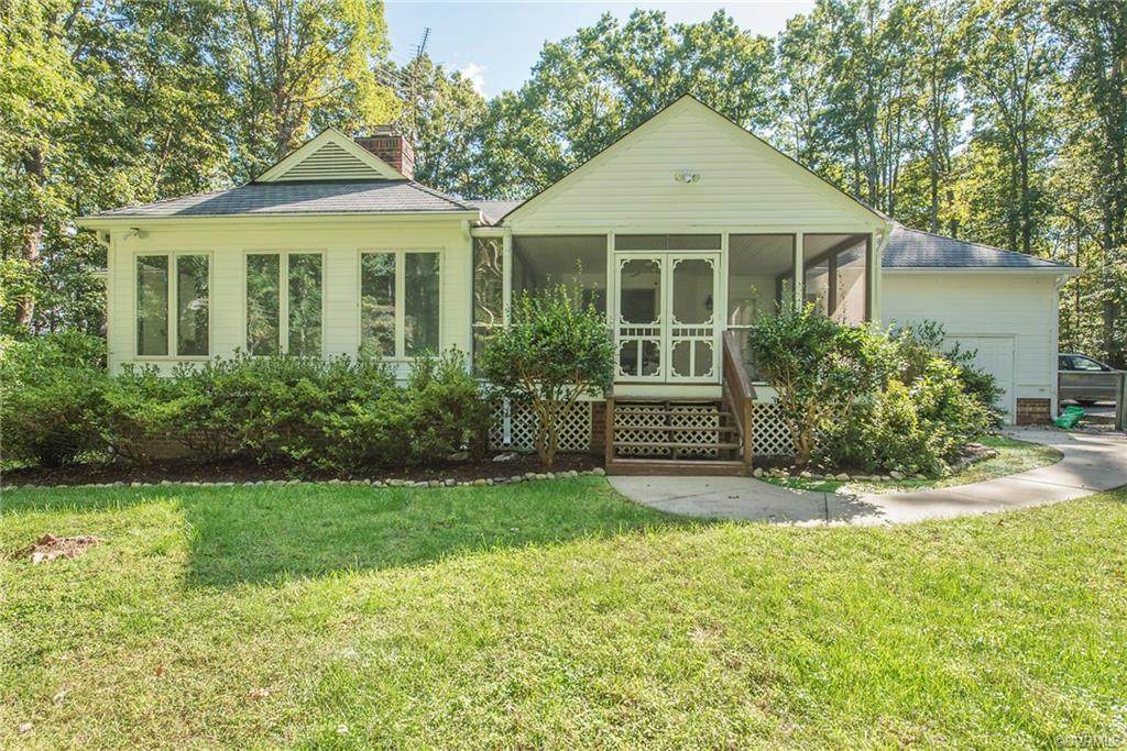 1708 Devon Way - Photo 1