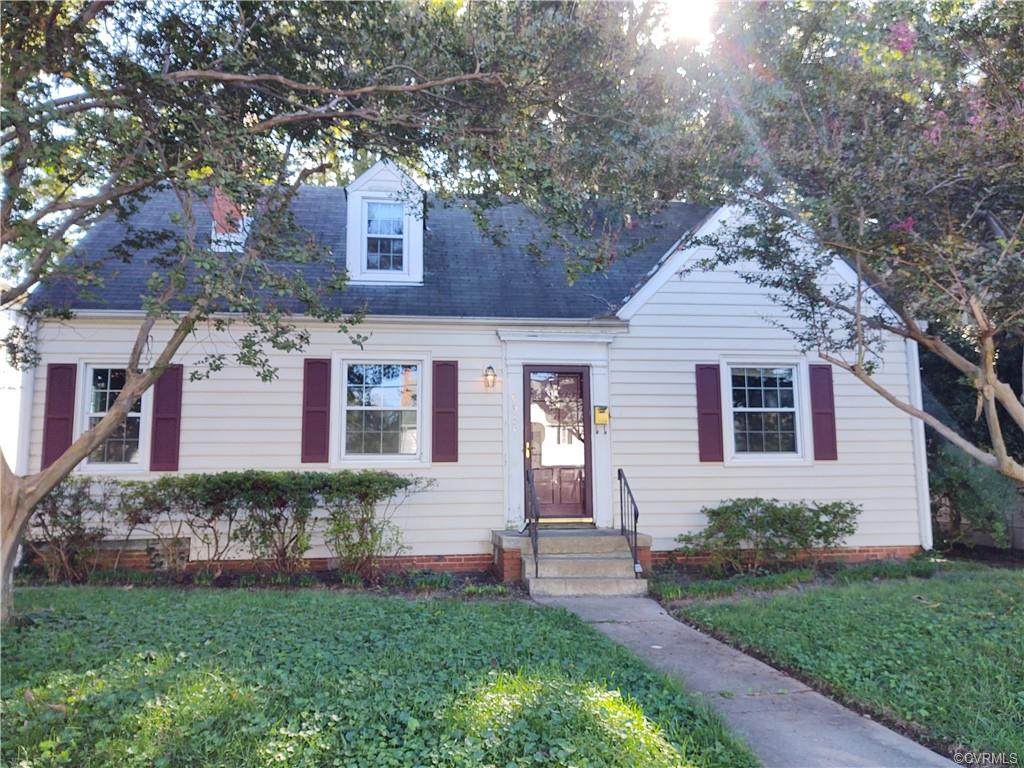 5913 Kensington Avenue - Photo 1