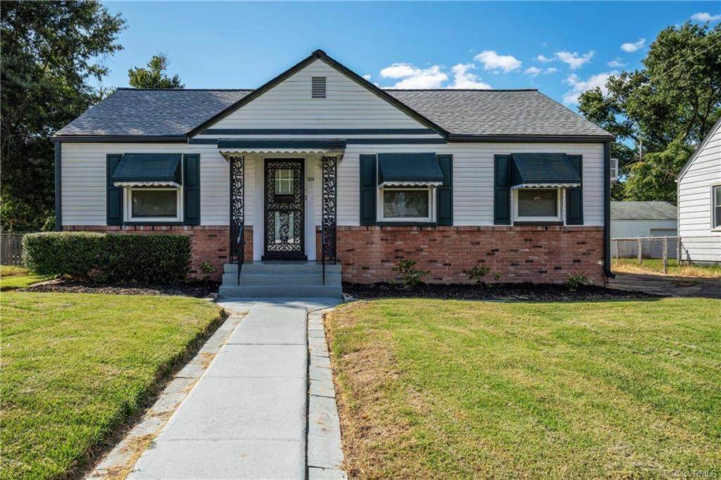 3910 Chatham Drive - Photo 1