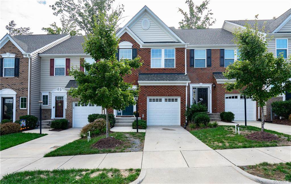 429 Creekwillow Drive - Photo 1