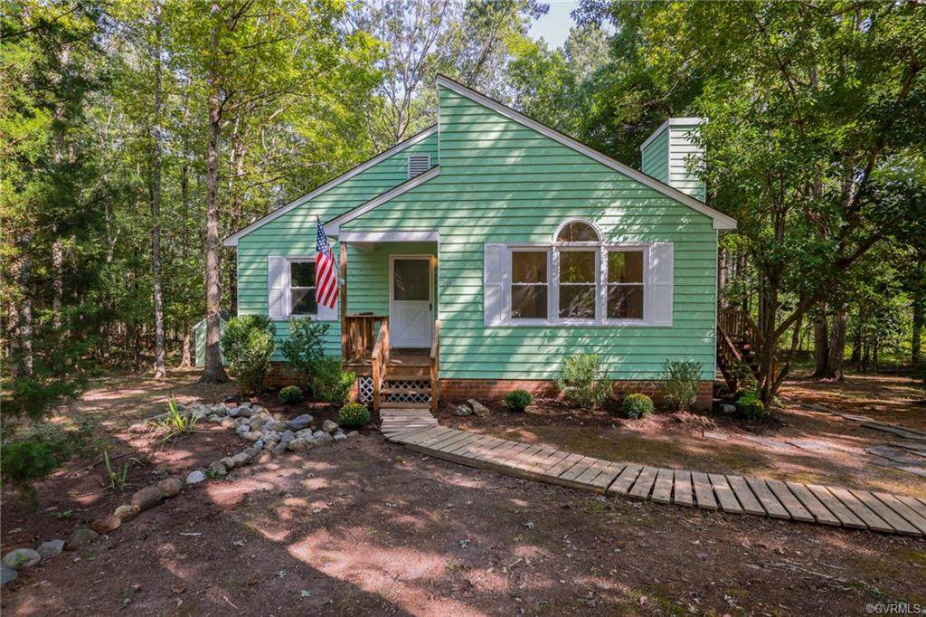 3462 Woods Way - Photo 1