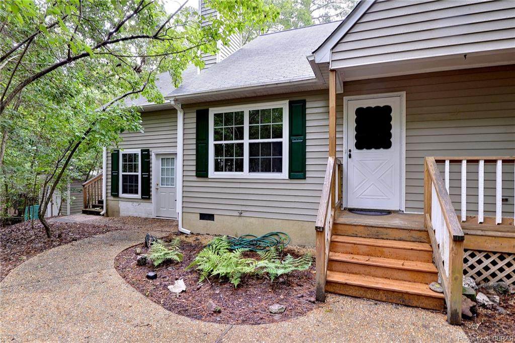 4513 Wimbledon Way - Photo 1