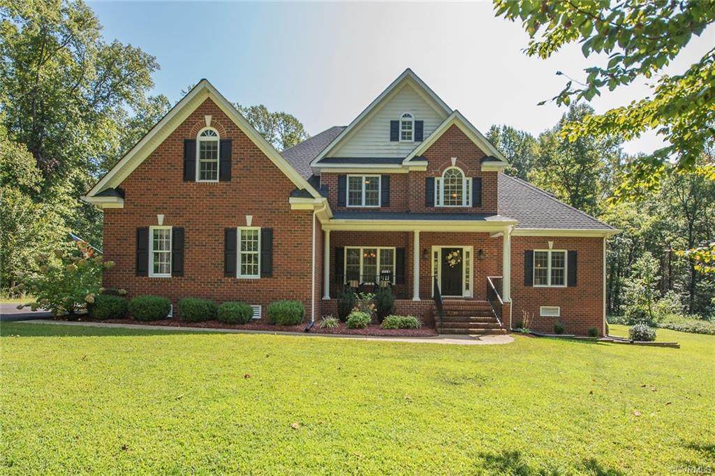 8332 Drakes Landing Court - Photo 1