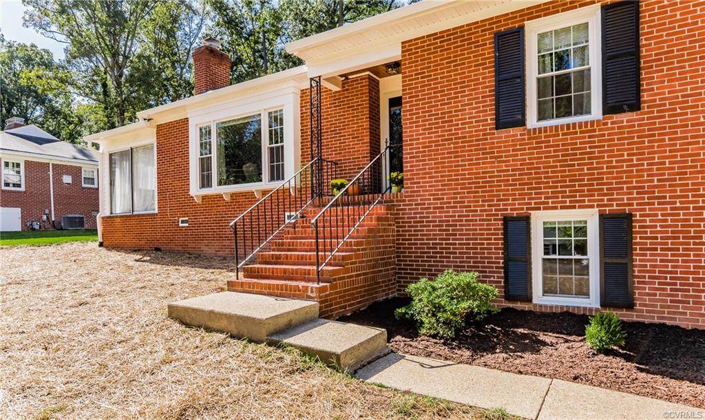 3430 Blithewood Drive - Photo 1