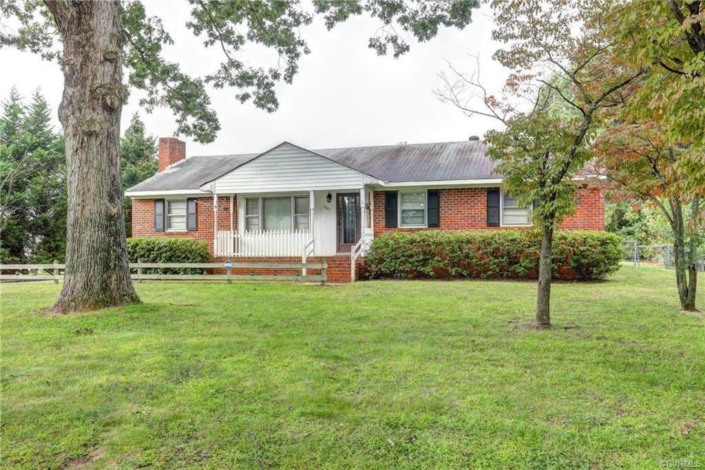 7465 Lexington Drive - Photo 1
