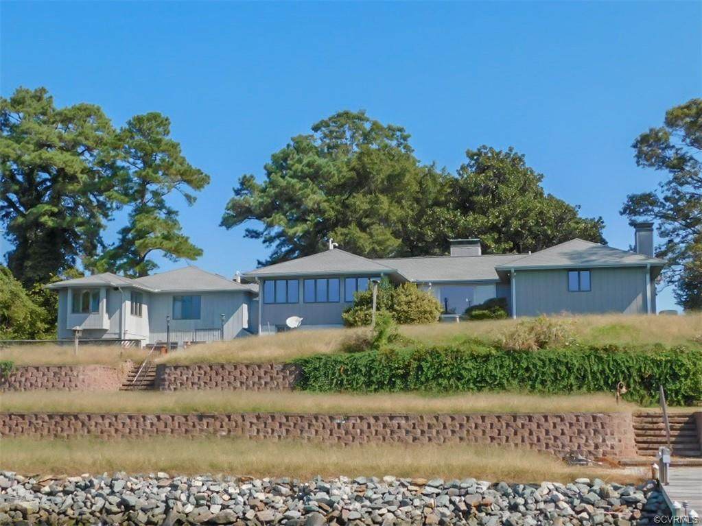 833 Belmont Creek Road - Photo 1