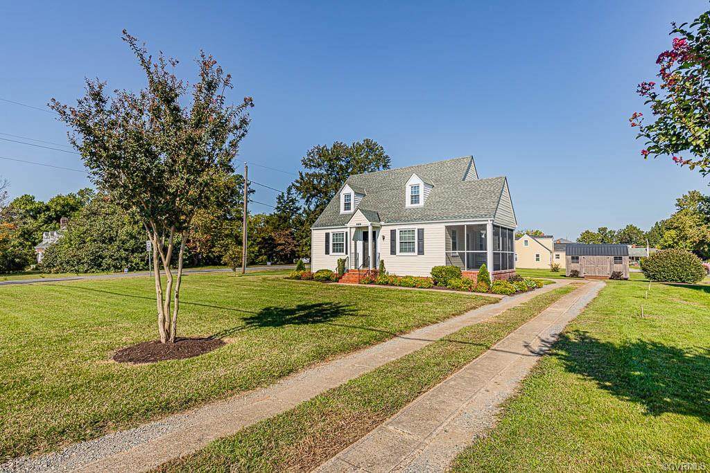 8116 Signal Hill Road - Photo 1