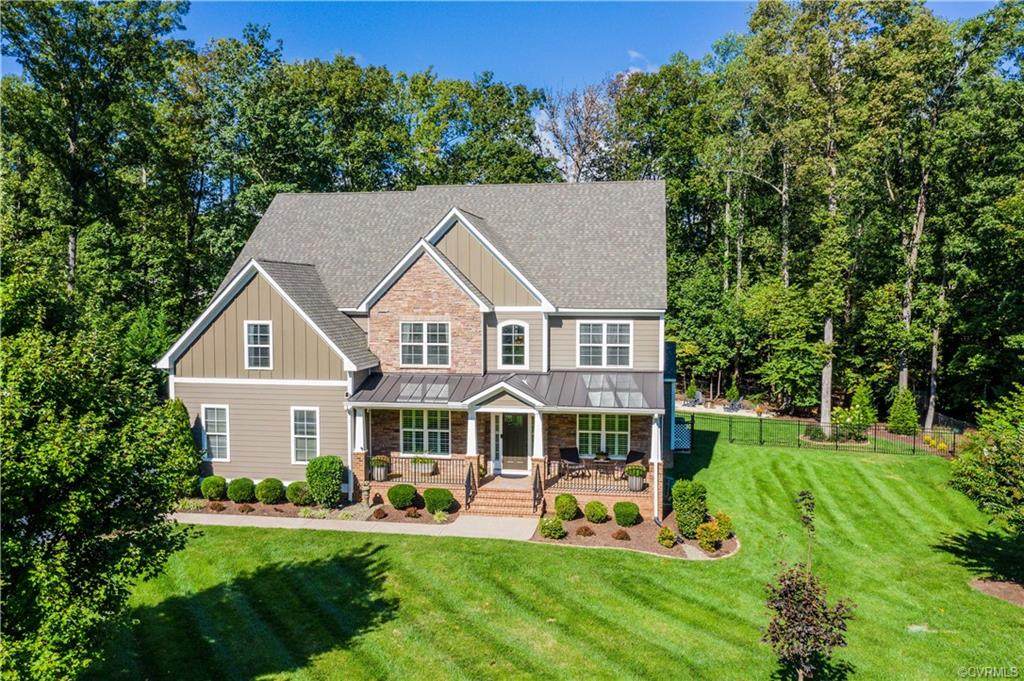 2906 Royal Crest Drive - Photo 1