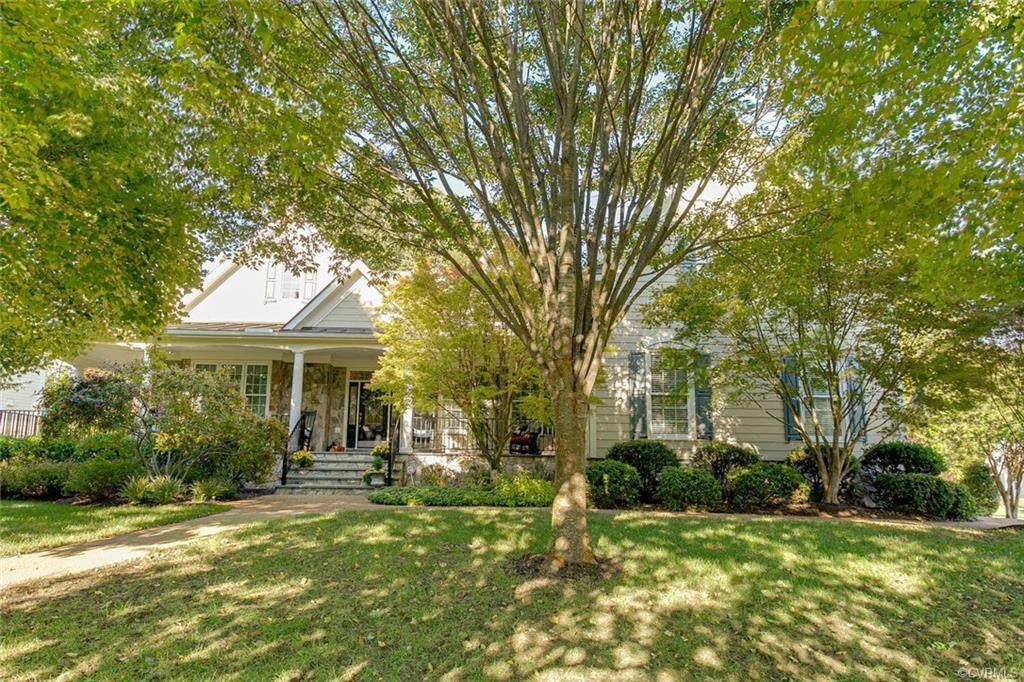 517 Raleigh Manor Road - Photo 1
