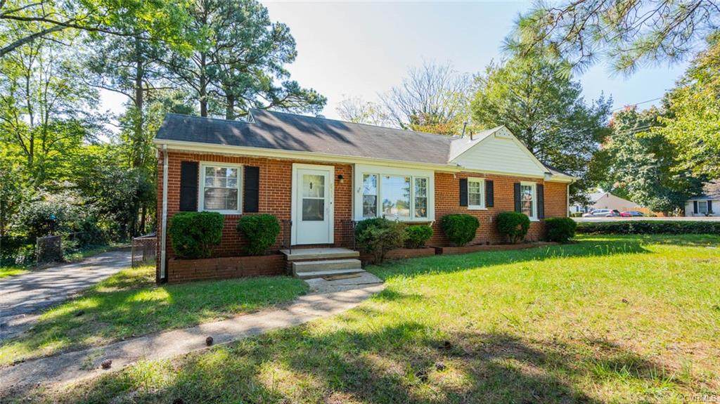 8533 Holly Hill Road - Photo 1