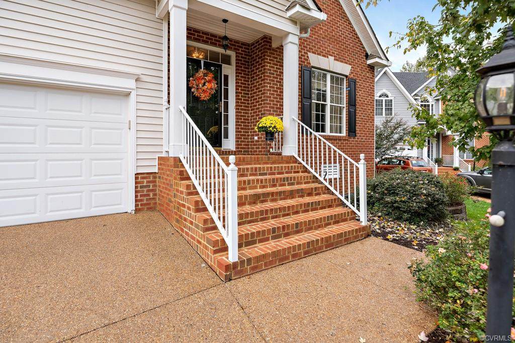 9018 Spyglass Hill Turn - Photo 1