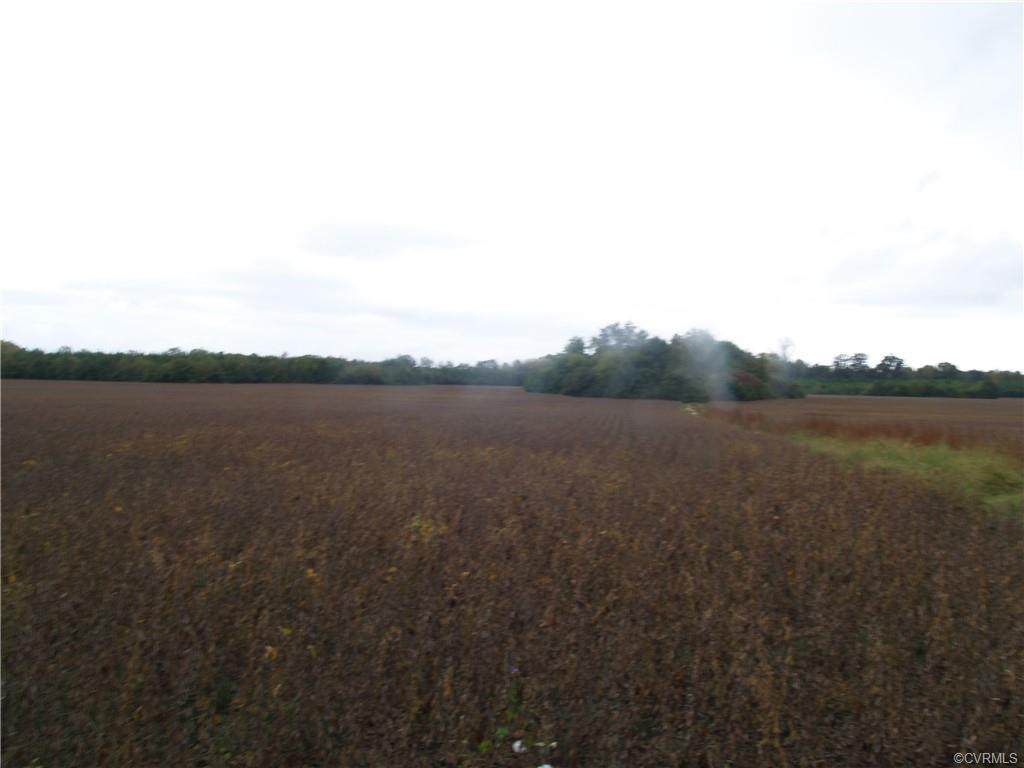 5-46 Locust Hill Road - Photo 1