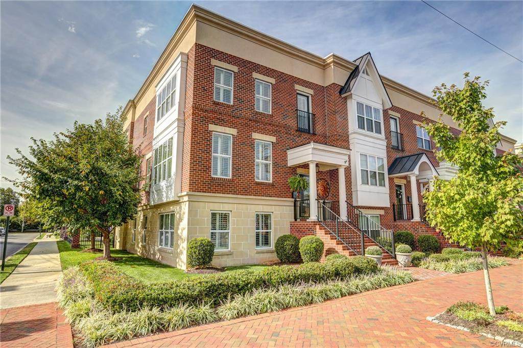 1701 Cary Street - Photo 1