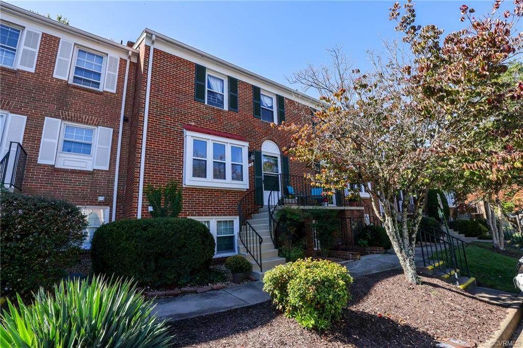 1518 Americana Drive - Photo 1