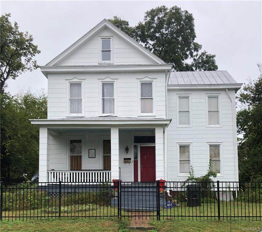 1916 5th Avenue - Photo 1