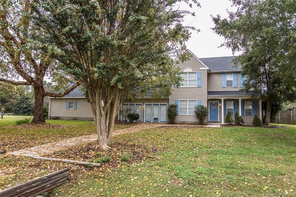 6711 Holly Springs Drive - Photo 1