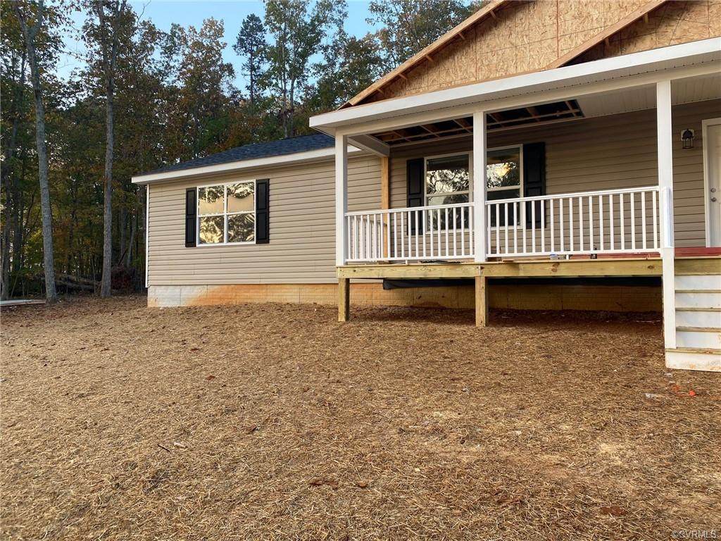 176 Evan Lane - Photo 1