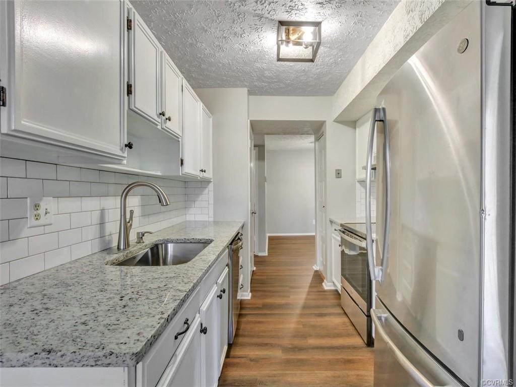 1501 Regency Woods Road - Photo 1