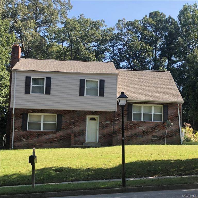 3817 Meadowdale Boulevard - Photo 1