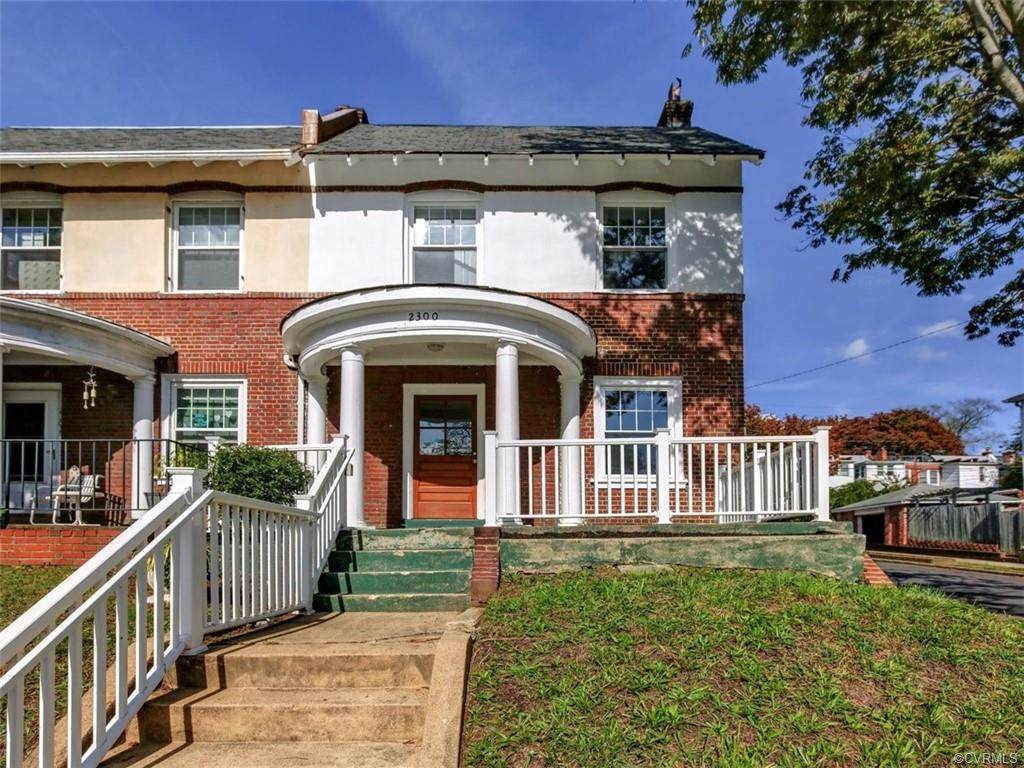 2300 Maplewood Avenue - Photo 1